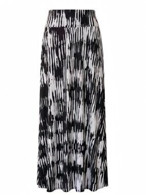 Lily Star Maxi Skirt in Abstract Black and White